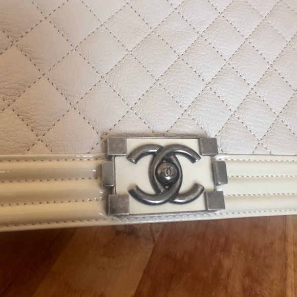 Sold - Picture 5 of 11